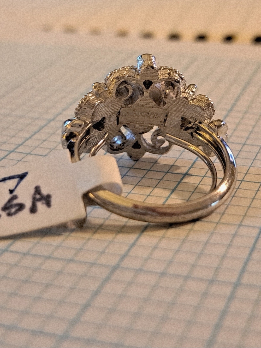 Avon Silver Adjustable Ring with Deep Red Center and Black Accent Stones - Picture 3 of 5